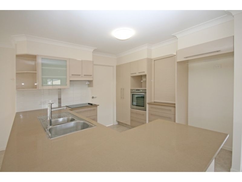 1 / 12 Lennox Cct, Pottsville NSW 2489