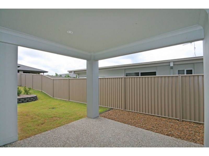 1 / 12 Lennox Cct, Pottsville NSW 2489