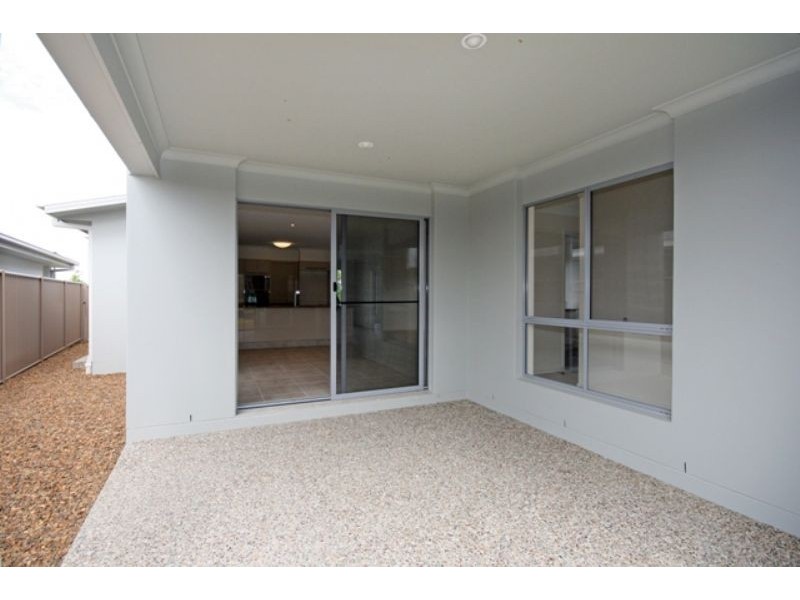 1 / 12 Lennox Cct, Pottsville NSW 2489
