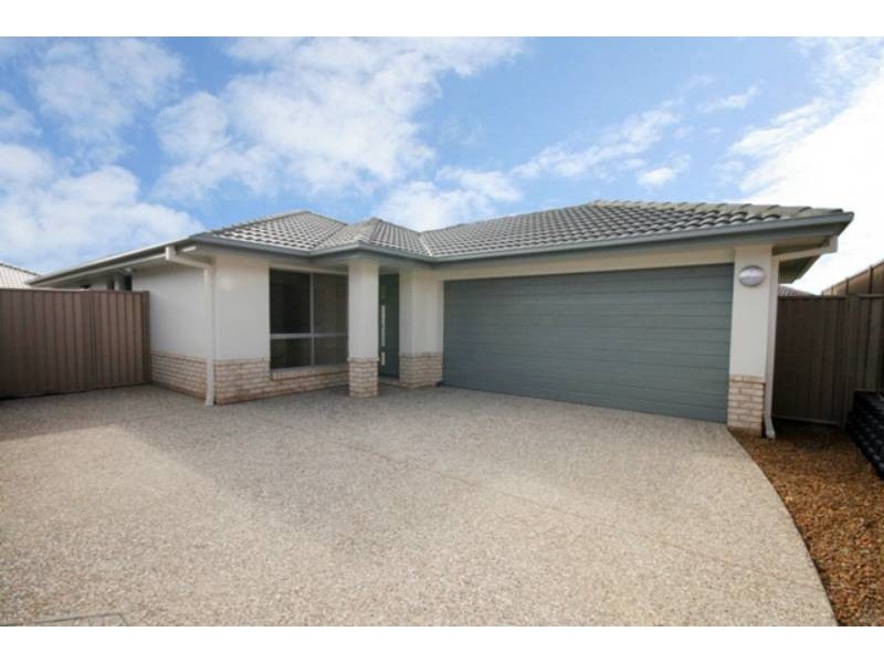2 / 60 Newcastle Dr, Pottsville NSW 2489