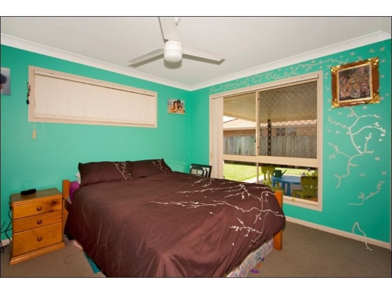 72  Avondale Dr, Banora Point NSW 2486