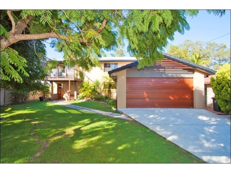 4 Wyuna Rd, Tweed Heads West NSW 2485