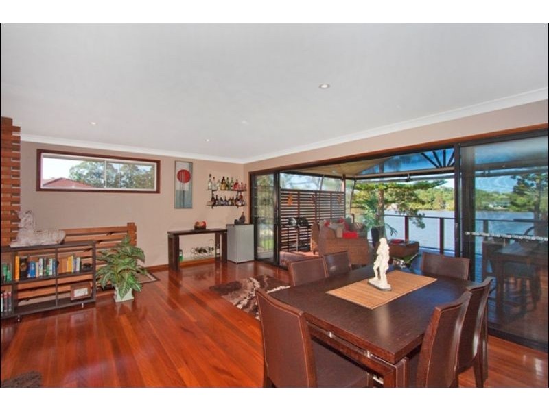 4 Wyuna Rd, Tweed Heads West NSW 2485