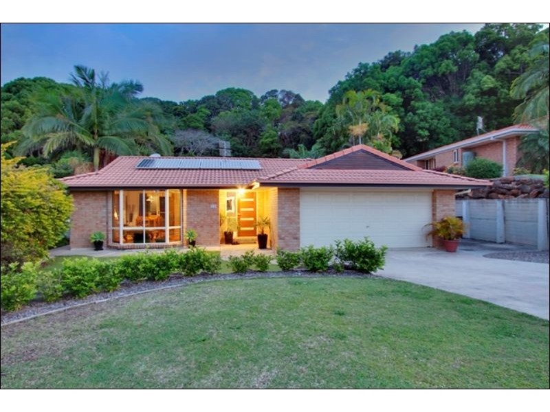 36 Kildare Dr, Banora Point NSW 2486