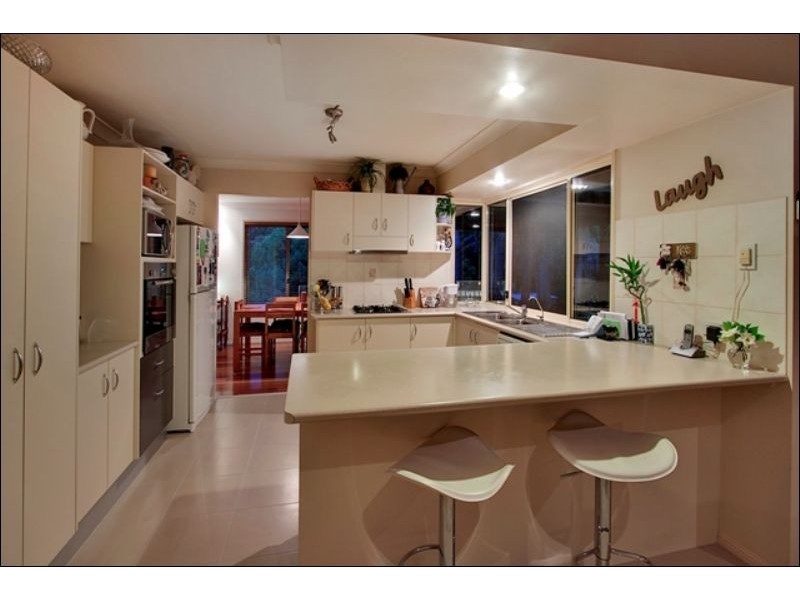 36 Kildare Dr, Banora Point NSW 2486