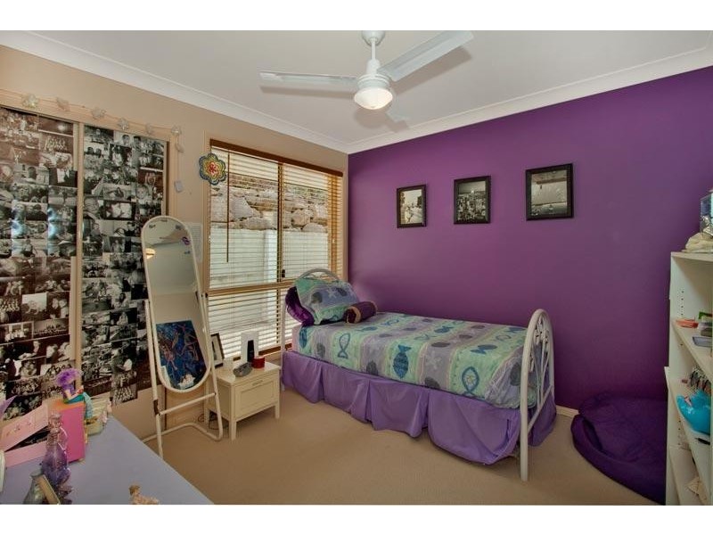 36 Kildare Dr, Banora Point NSW 2486