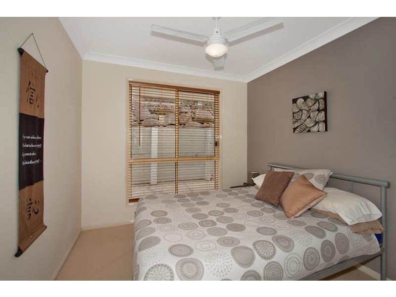 36 Kildare Dr, Banora Point NSW 2486