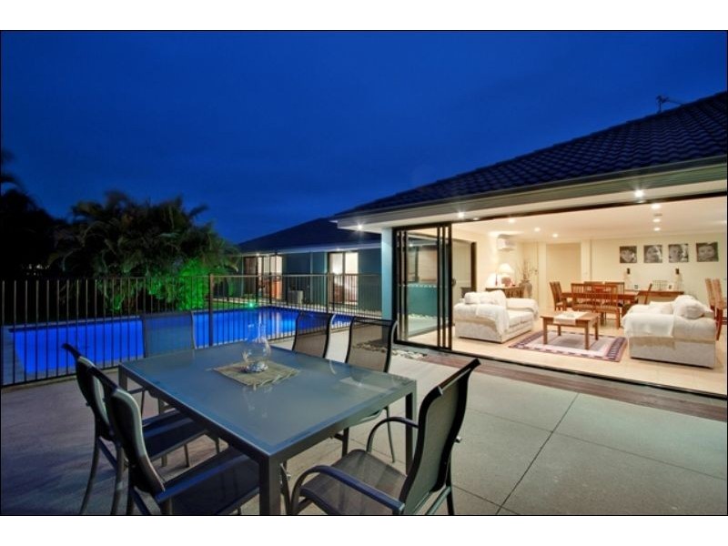 4 Birkdale Court, Banora Point NSW 2486