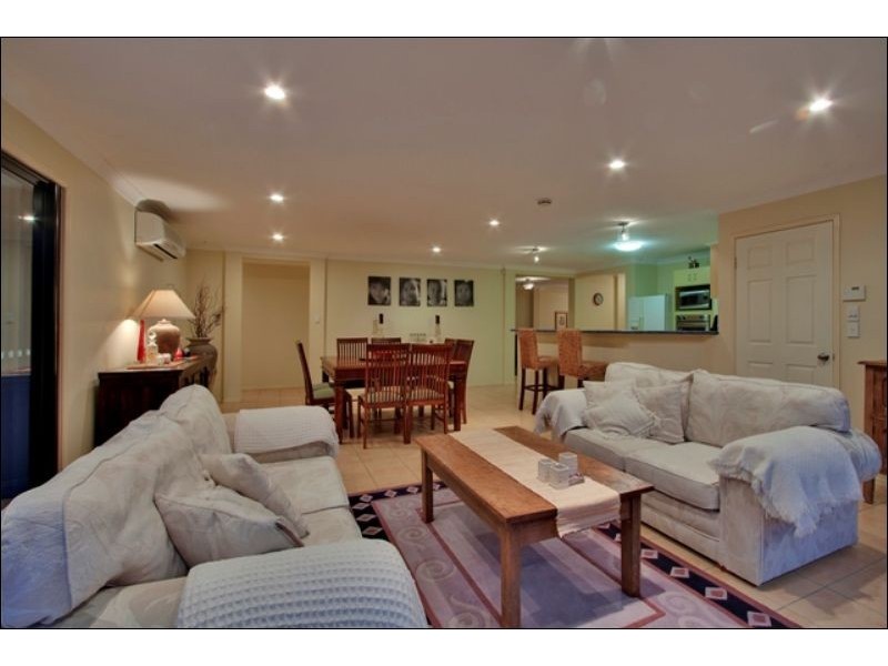 4 Birkdale Court, Banora Point NSW 2486