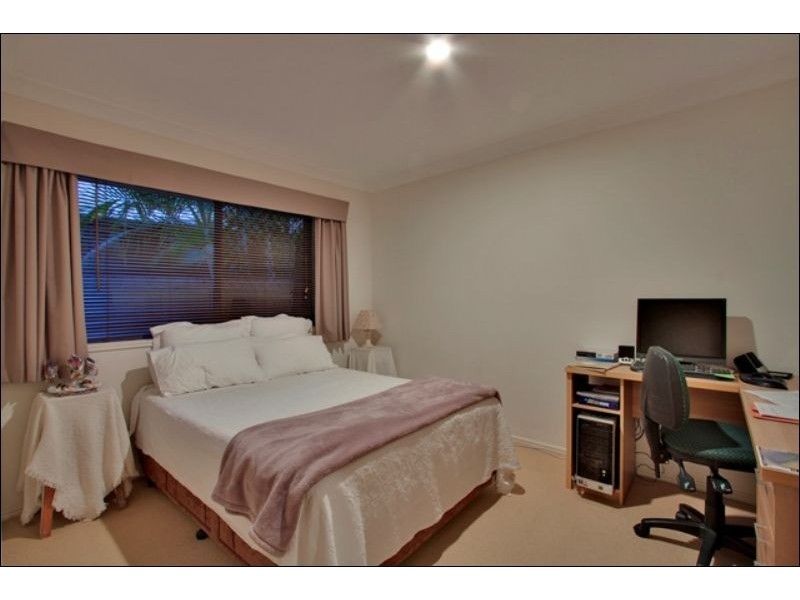 4 Birkdale Court, Banora Point NSW 2486