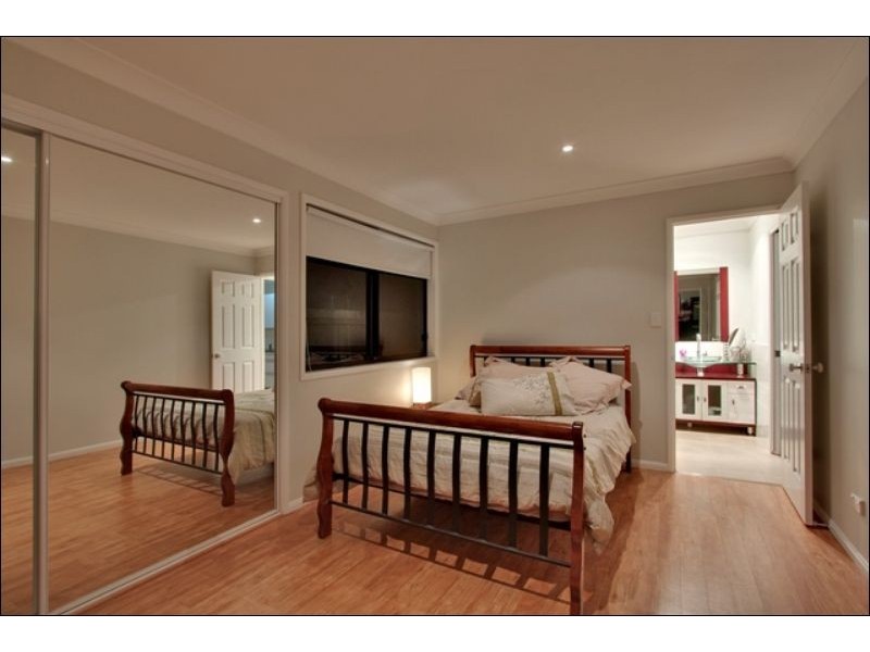 4 Birkdale Court, Banora Point NSW 2486