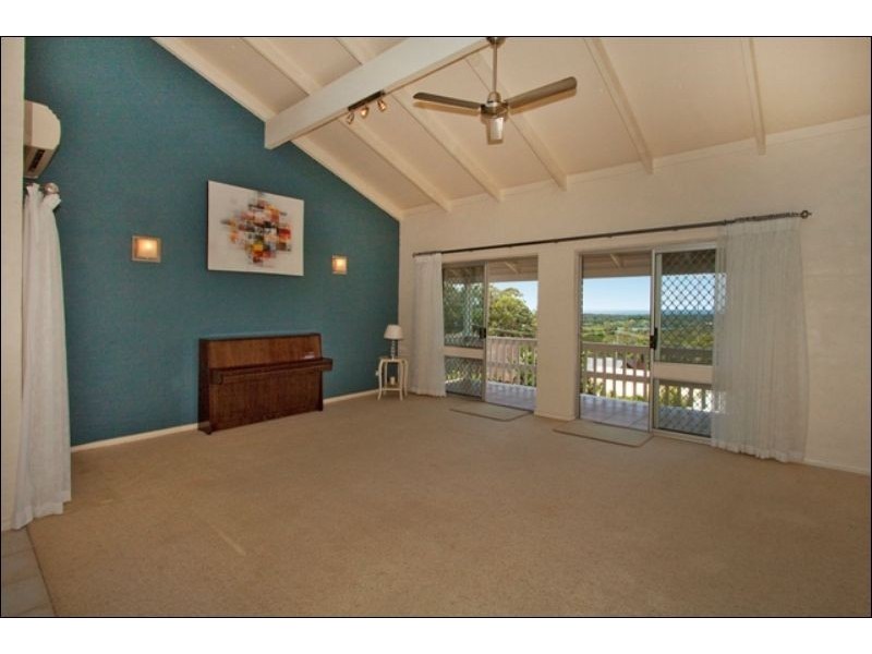 12 Bione Ave, Banora Point NSW 2486