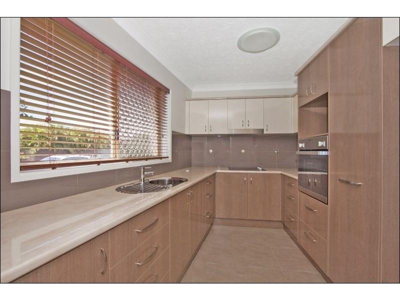 1 / 27 Enid St, Tweed Heads NSW 2485