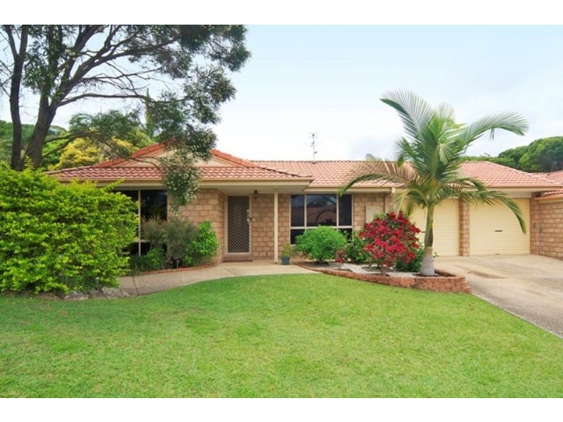 1 / 15 Kildare Dr, Banora Point NSW 2486