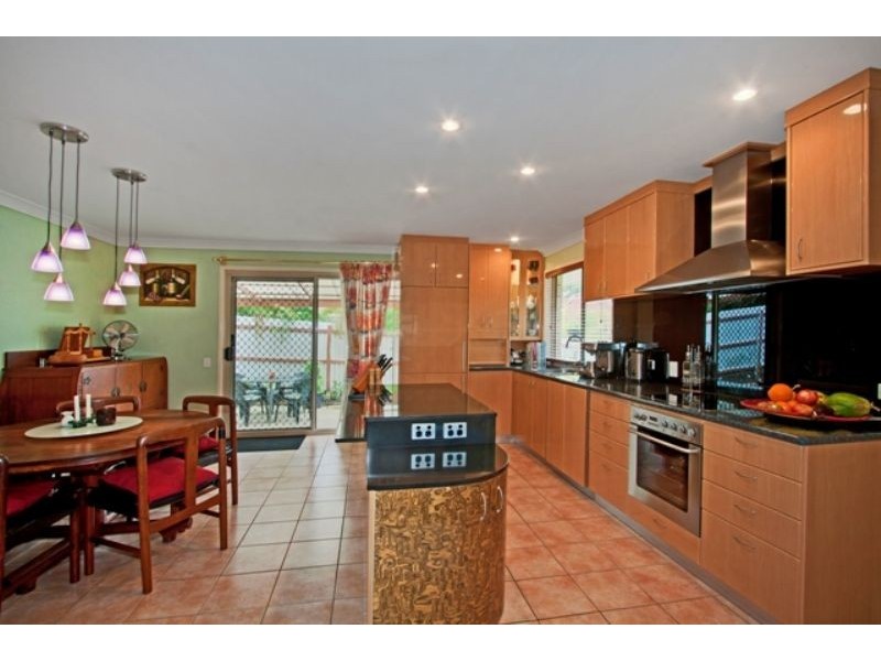 1 / 15 Kildare Dr, Banora Point NSW 2486