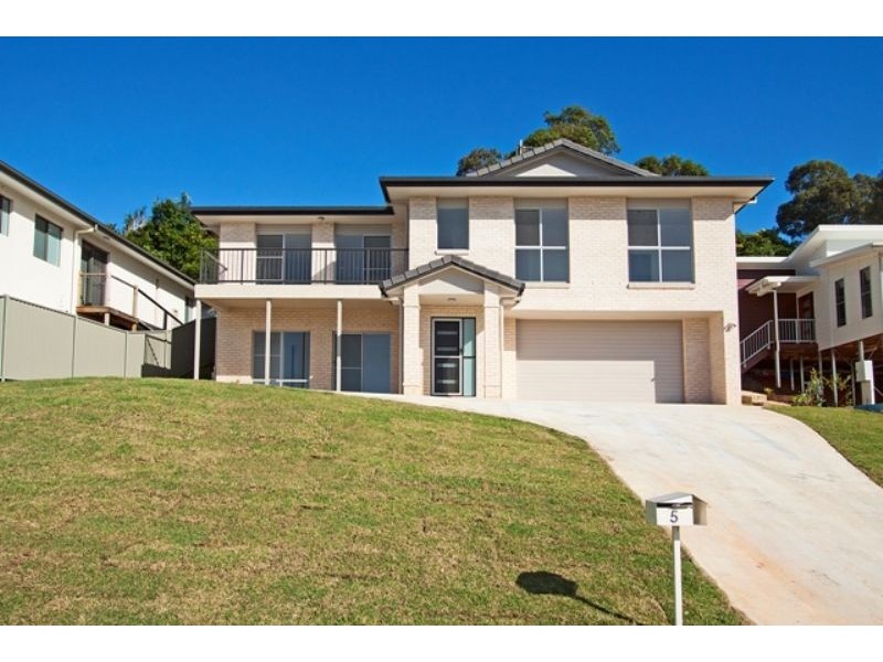 5 Belah Crt, Banora Point NSW 2486