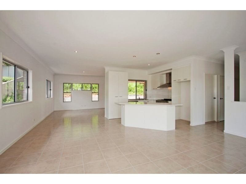 5 Belah Crt, Banora Point NSW 2486