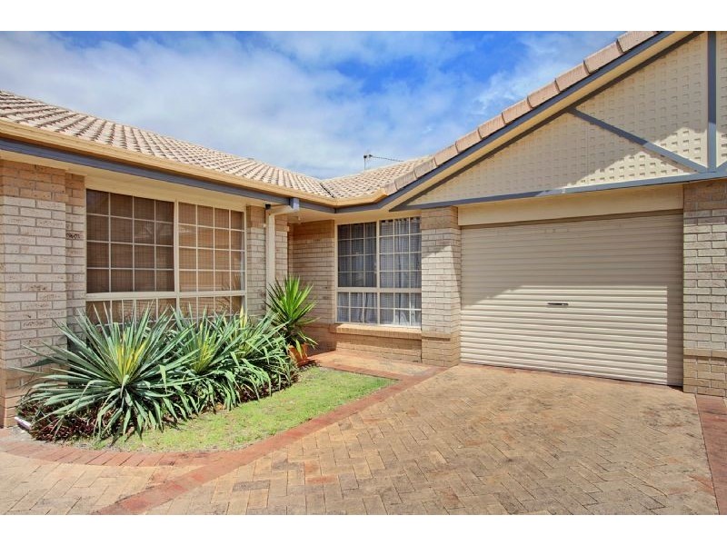 2 / 1 Cromer Circuit, Banora Point NSW 2486