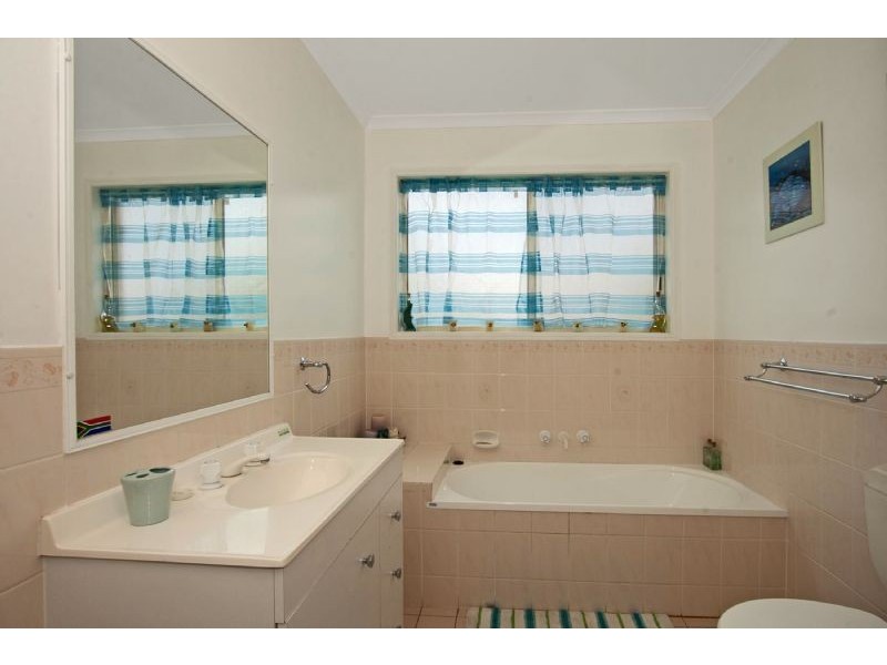 2 / 1 Cromer Circuit, Banora Point NSW 2486