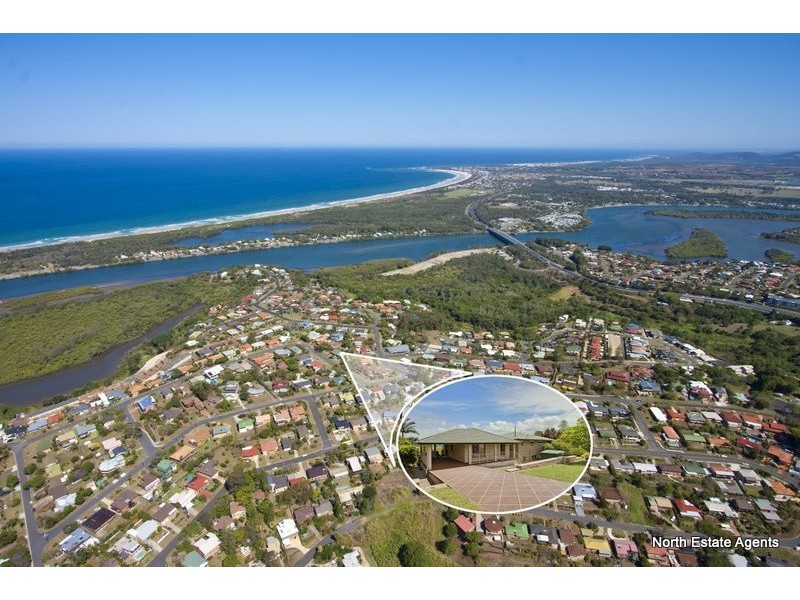 42 Walter Cres, Banora Point NSW 2486