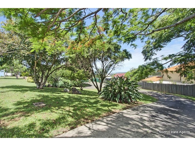 42 Walter Cres, Banora Point NSW 2486