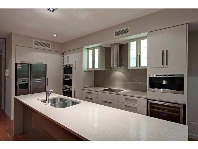 802 / 46 Pacific Pde ‘Kirra Wave’, Kirra QLD 4225
