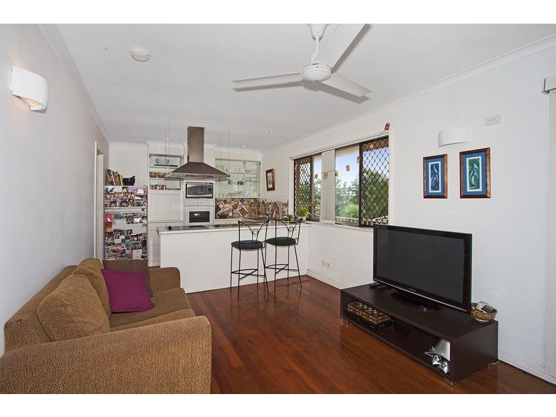 4 / 47 Coolangatta Rd, Kirra QLD 4225