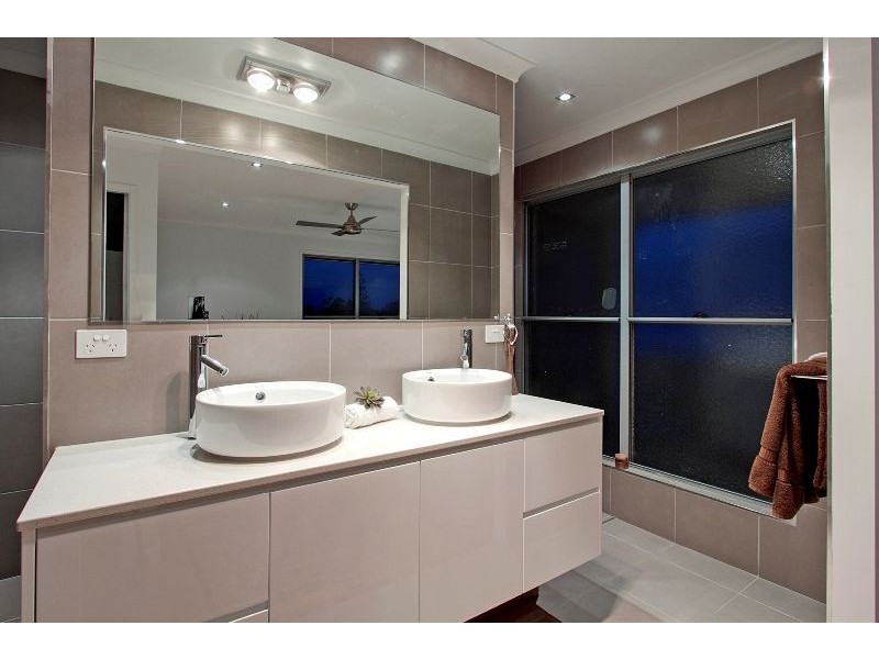 113 Newcastle Drive, Pottsville NSW 2489