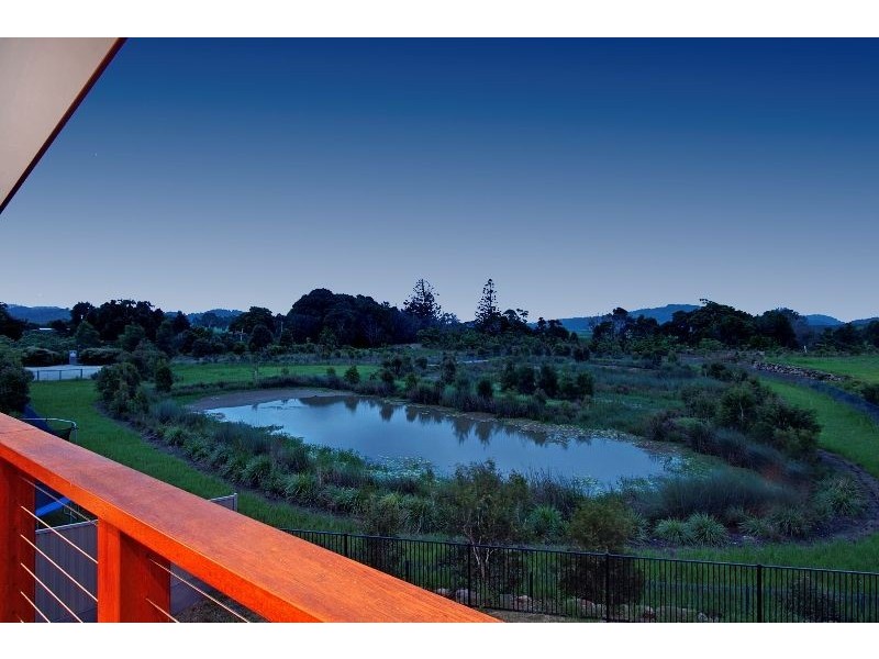 113 Newcastle Drive, Pottsville NSW 2489