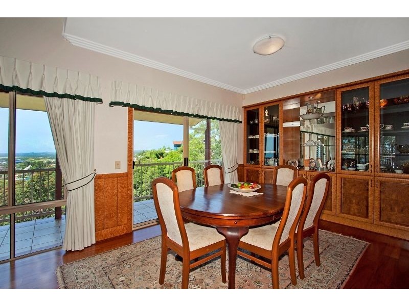 8 Illawarra Crt, Tugun QLD 4224