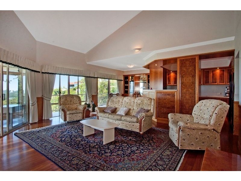 8 Illawarra Crt, Tugun QLD 4224