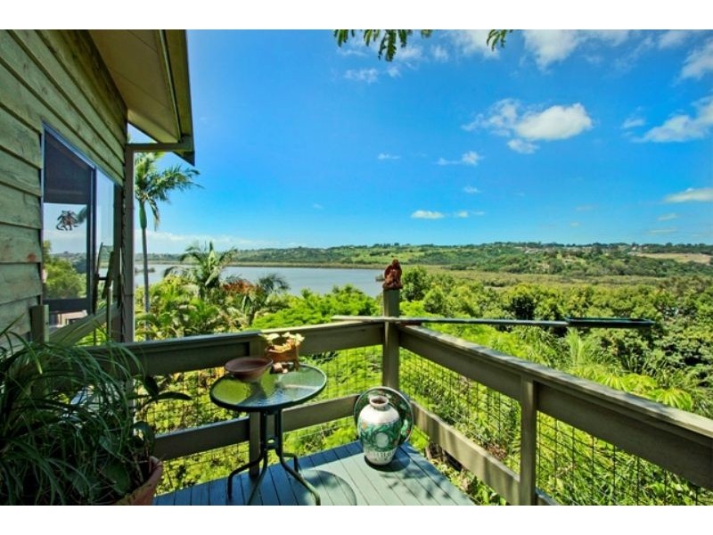 77 Lakeview Tce, Bilambil Heights NSW 2486