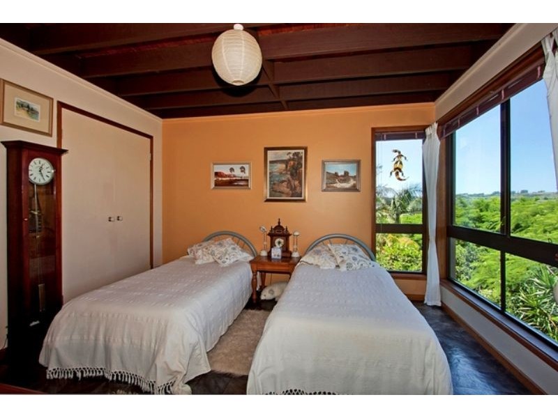 77 Lakeview Tce, Bilambil Heights NSW 2486