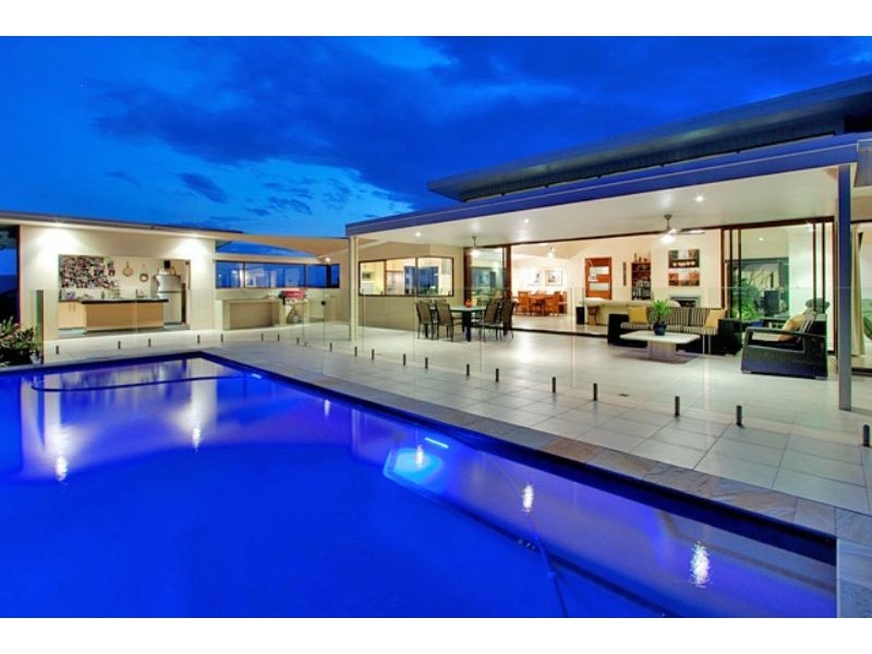 8 Sunnycrest Drive ‘Azure’, Terranora NSW 2486