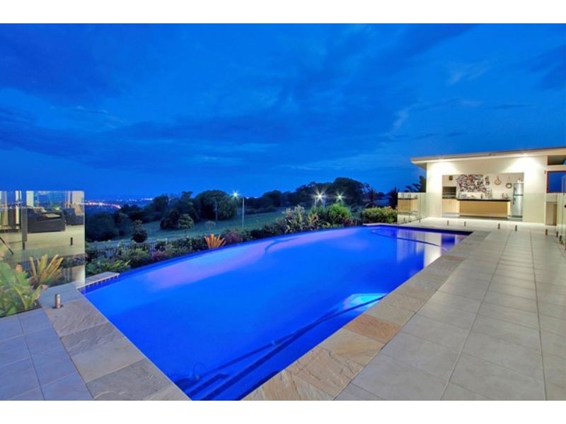 8 Sunnycrest Drive ‘Azure’, Terranora NSW 2486