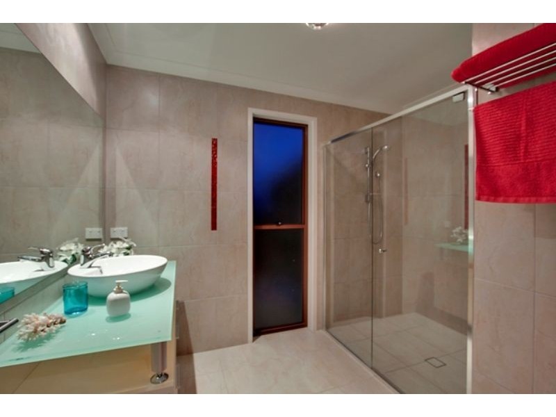 8 Sunnycrest Drive ‘Azure’, Terranora NSW 2486