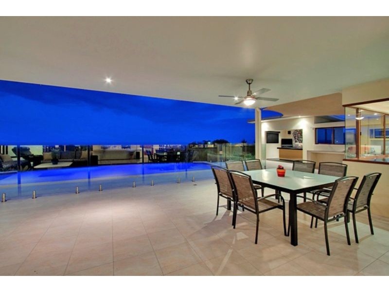 8 Sunnycrest Drive ‘Azure’, Terranora NSW 2486