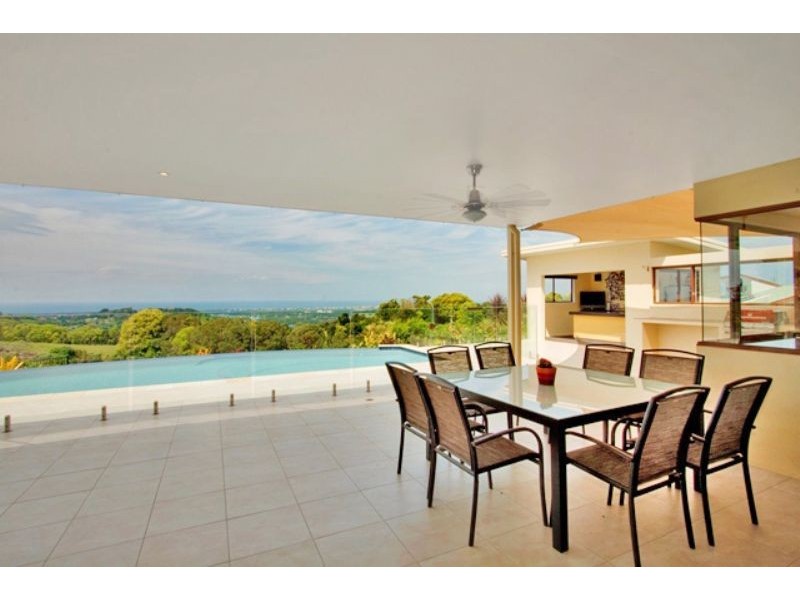 8 Sunnycrest Drive ‘Azure’, Terranora NSW 2486