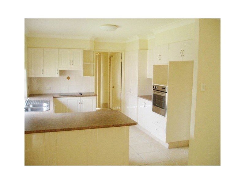 2 / 5 Seabreeze Blvde, Pottsville NSW 2489