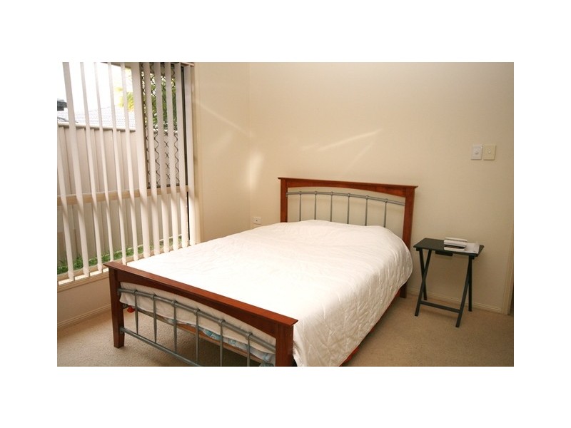 2 / 5 Seabreeze Blvde, Pottsville NSW 2489