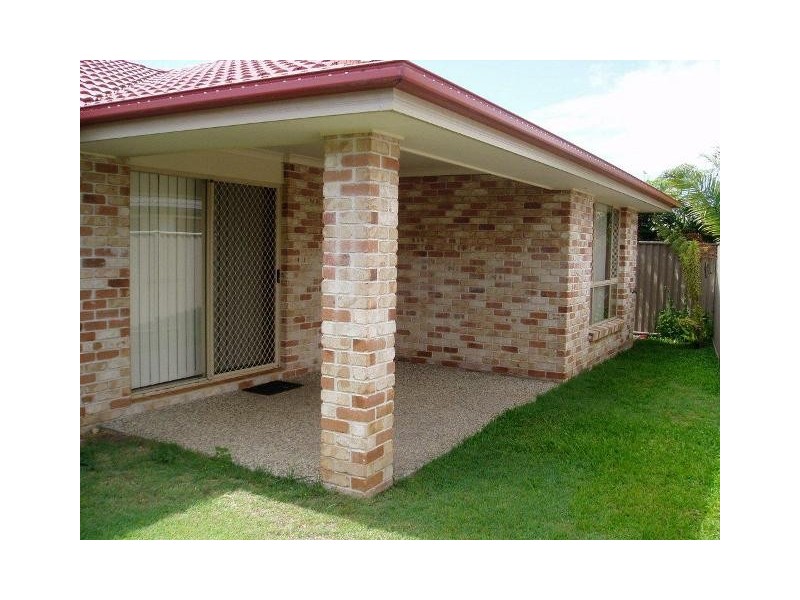 2 / 5 Seabreeze Blvde, Pottsville NSW 2489