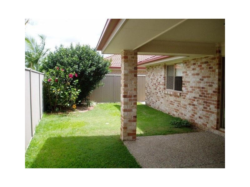 2 / 5 Seabreeze Blvde, Pottsville NSW 2489