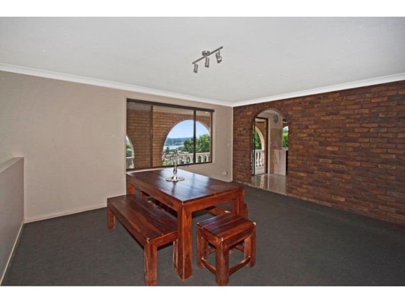 3 Peninsula Dr, Bilambil Heights NSW 2486