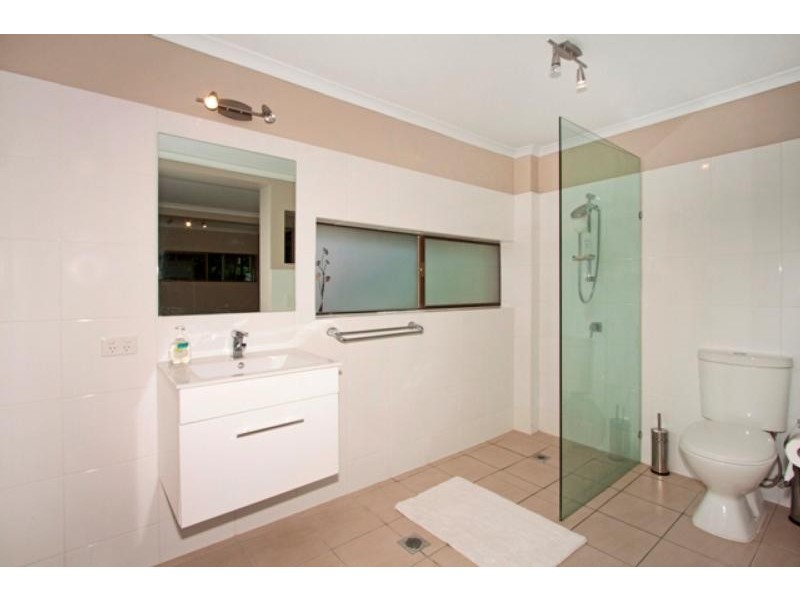 180 Peninsula Dr, Bilambil Heights NSW 2486