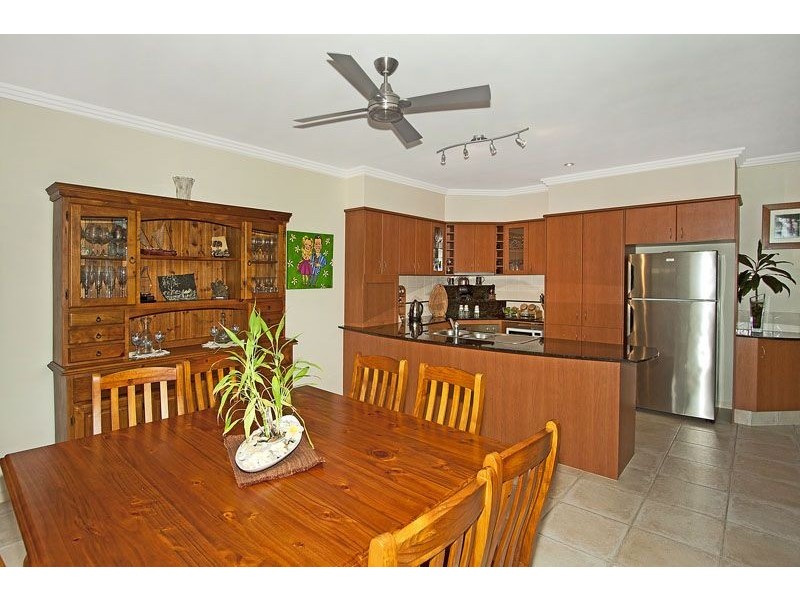 5 Alderney Ct, Varsity Lakes QLD 4227