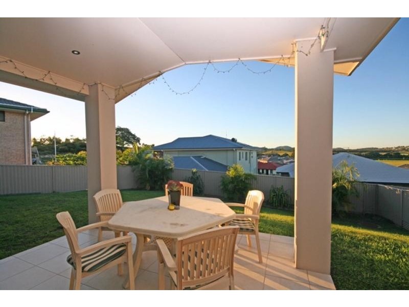 38 Newcastle Drive, Pottsville NSW 2489