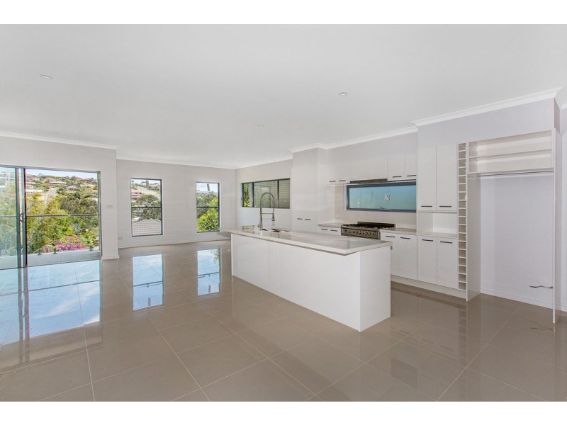 18 Donegal Crescent, Banora Point NSW 2486