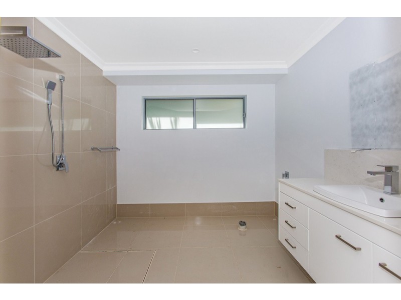 18 Donegal Crescent, Banora Point NSW 2486