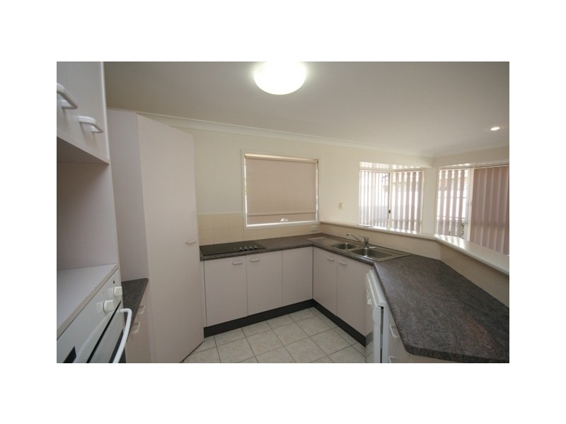 17 Riversdale Drive, Banora Point NSW 2486