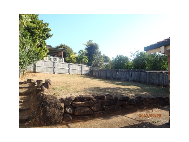 2/6 Lochlomond Dr, Banora Point NSW 2486